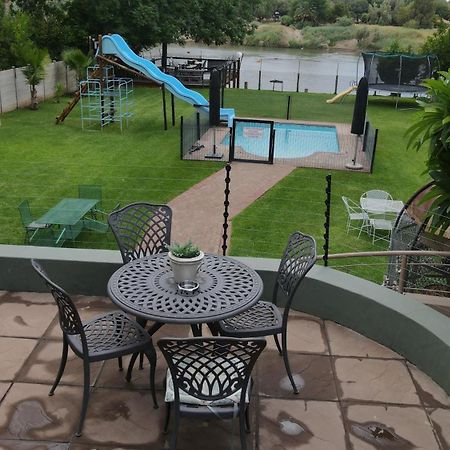 Moonriver Guesthouse Upington Bagian luar foto