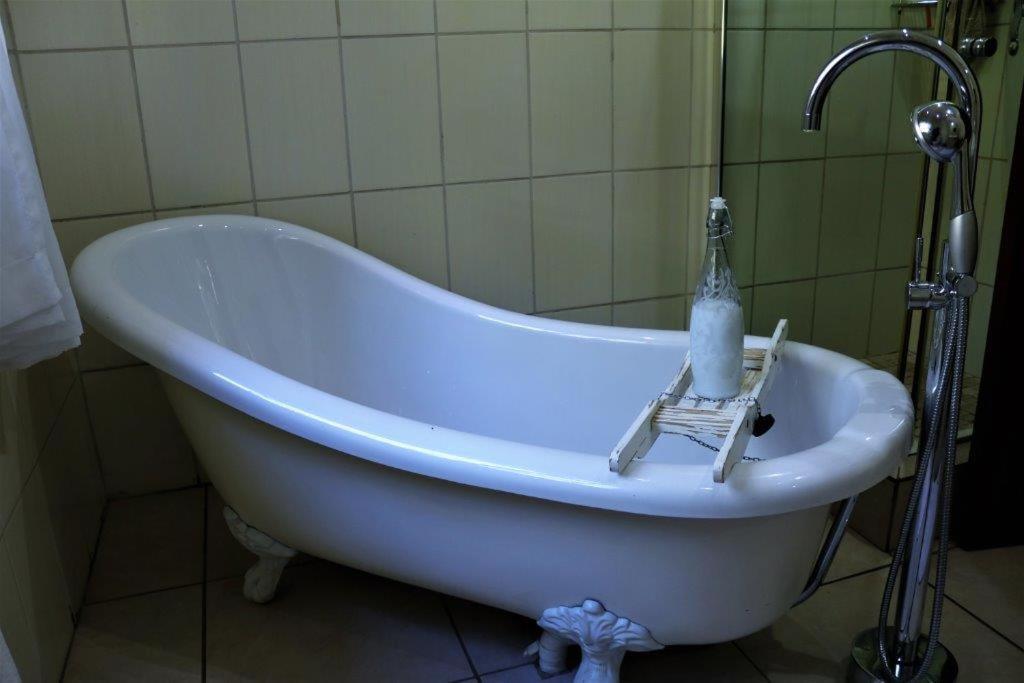Moonriver Guesthouse Upington Bagian luar foto