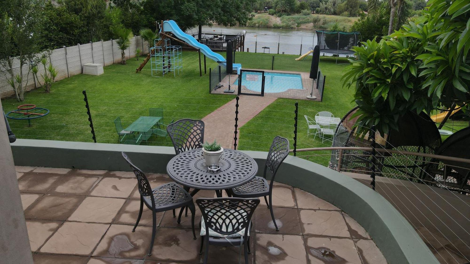 Moonriver Guesthouse Upington Bagian luar foto