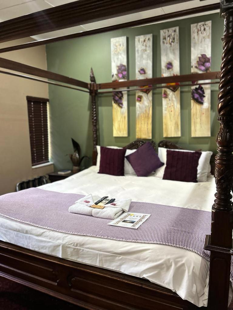 Moonriver Guesthouse Upington Bagian luar foto