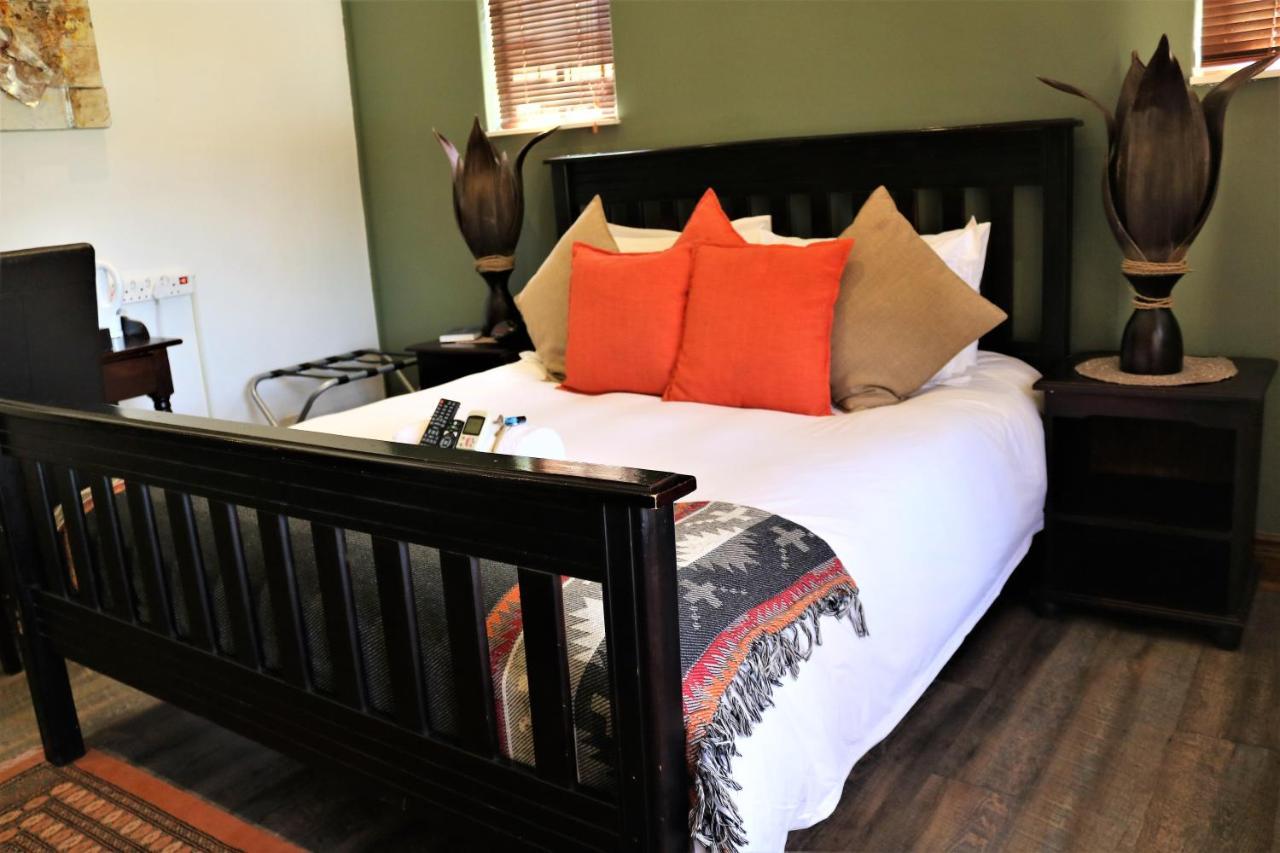 Moonriver Guesthouse Upington Bagian luar foto